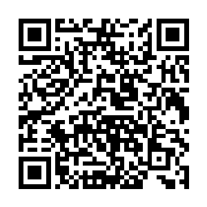 夏荷慧当然看见了对面梁贞明扶着丁长生进屋的情形二维码生成