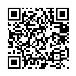 外形似一座神殿的空间圣器悬浮在半空中二维码生成