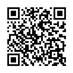 大厅中原本放着木柜的地方跪着一个白衣女子二维码生成