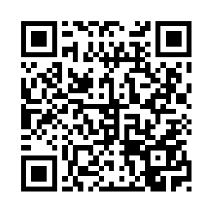 大手顺着她的脖子慢慢的往下挪动二维码生成