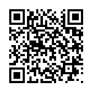 大萝卜狠狠的敲了一下下萝卜的脑袋二维码生成