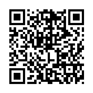 天武的左小腿还盘在姚显的右大腿上二维码生成