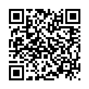 天空中出现一团又一团的乌鸦黑云二维码生成