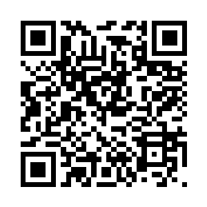 夭华抬头朝房门口走进来的东泽看去二维码生成