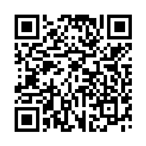 头上的金凤簪子闪闪发光怎么看怎么显眼二维码生成