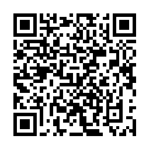 奥维茨接连打开了几个影响比较广泛的影视类网站二维码生成