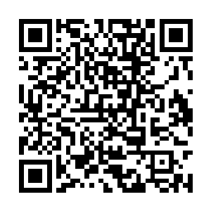 女人也很难容忍自己爱着的男人在外面有别的女人二维码生成