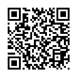 女人们被吓得已经小声的啜泣起来二维码生成