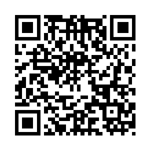 女修娉俪也只能客客气气微笑着回答二维码生成