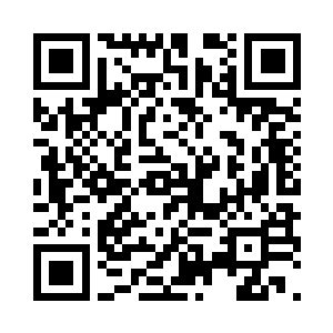 女子脸上的魅笑被一抹古怪的笑意取而代之二维码生成