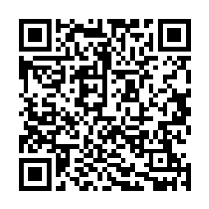 女朋友被一个有钱的油头粉面的小子抢走了是该这样的反映二维码生成