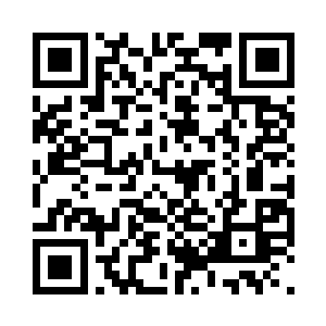 她一头撞进了熟悉略显出几分冷意的胸口二维码生成