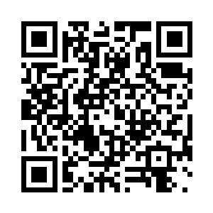 她不敢相信地伸手捂住了自己的嘴二维码生成