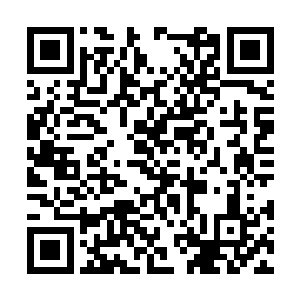 她只担心着应该在离自己不远的讯问室里的郎霆烈二维码生成