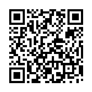 她在等着樊英送易家女眷回家之后回来二维码生成