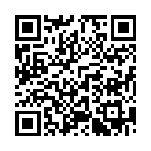 她实在忍不住想过去看看两人在干什么二维码生成