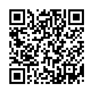 她得意的在空间很大的病房里背着手看向我二维码生成