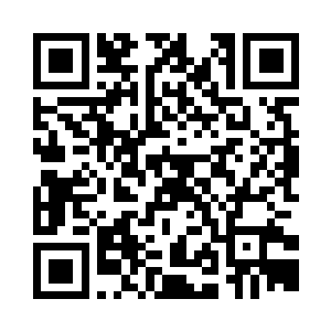 她手里甚至还下意识的抱着那个木头做的貔貅二维码生成