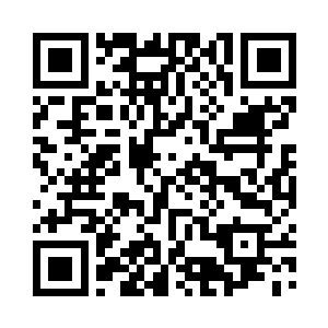 她爸爸妈妈在几年前的一场车祸里双双丧生二维码生成