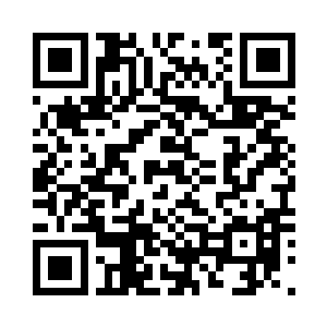 她甚至组织了一次夫人们的环球旅行二维码生成