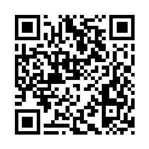 她的手正正好好的拍在了夏天的肋骨之上二维码生成