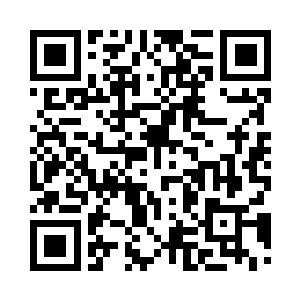 她的脸上还是一如既往的平静的表情二维码生成