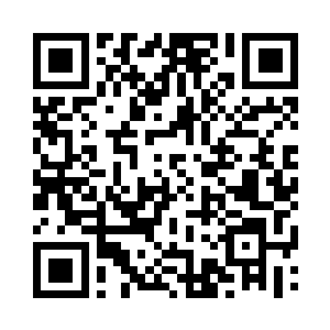 她的长发在空中划过一道又一道灵动的弧度二维码生成