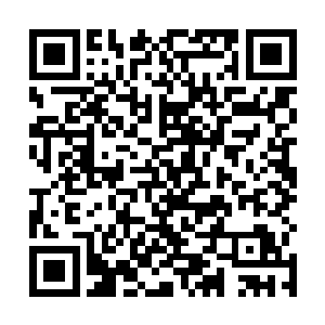 她看到了唐亦森给她买的那辆黄色迈凯伦就停在家门口二维码生成