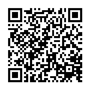 好不容易稳住了身子的唐嫣正恶狠狠地盯着叶凡呢二维码生成