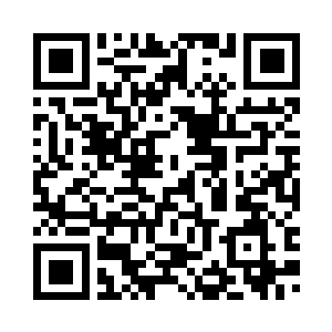 好像之前痛苦挣扎的人不是她一样二维码生成