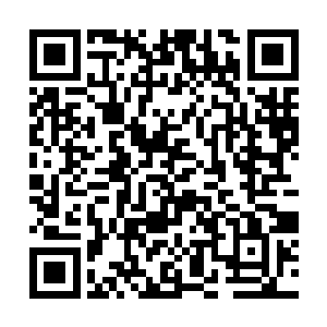 好像就是为了让我看到张璐涵换衣服估计摆在那里的二维码生成