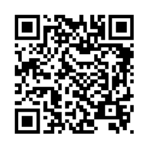 如一支支离弦之箭射向阻拦的四人二维码生成