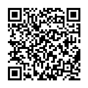 如弯曲水银般的超小型穿梭舰出现在了他的身后二维码生成