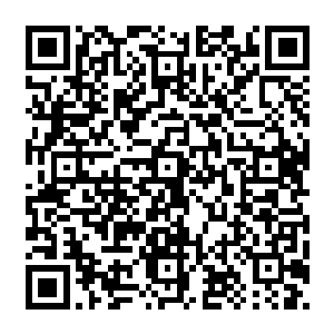 如果是普通派来执行渗透的特工或者情报人员没准儿就会给震撼得反问自己到底是在干什么二维码生成