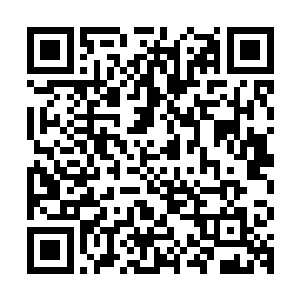 妇没有想到自己在这边儿和李二娃偷偷地做这事儿居然会被人拍二维码生成