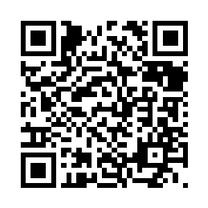 妖女若男和包子小丫鬟画儿跟在后面二维码生成