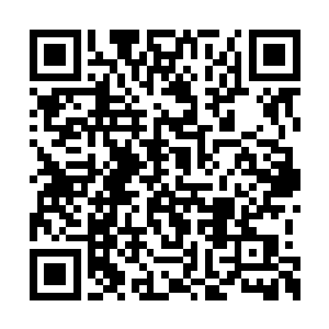 妹控西卡直接一巴掌对着崔秀英的臀部打了上去二维码生成