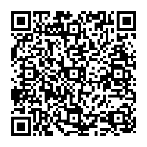 姚文昌是知道自从王元荣受伤之后冯阿玉就打着报恩照顾的借口天天来王元荣这里二维码生成