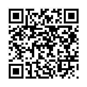 孙默默刚好开着车从顾永源身边经过二维码生成