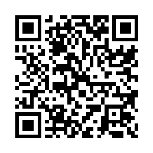 孟冲则是第一时间的就走到了丁羽的身边位置二维码生成