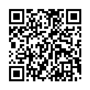 季疏云眯了眯眼将男子看了一圈后继续道二维码生成