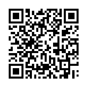 学着前面的那些乘客把船票取出来拿着二维码生成