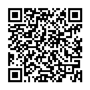 宁燕两边都看见他被她逼下了水……若是云辰不射她一箭二维码生成