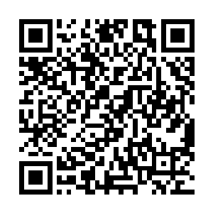 宁静老师又说了几句后就开始念班级里同学的分班名单了二维码生成