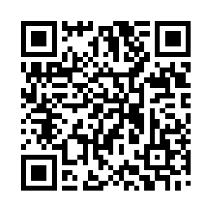 它那双乌溜溜的眼睛可怜兮兮地望着苏落二维码生成