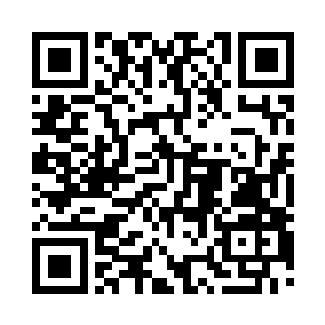 安妮被山姆炙热的视线看得有些不好意思二维码生成