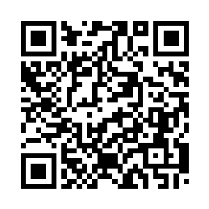 安妮那双美丽的大眼睛瞪着哈特曼二维码生成