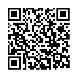 安德森的左拳擦着自己的脸颊而过二维码生成