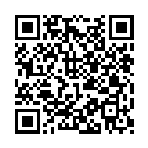 宋远桥身边的殷梨亭便要起身教训一下他二维码生成