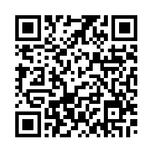 对那人疼的不行的年轻人开口说道二维码生成